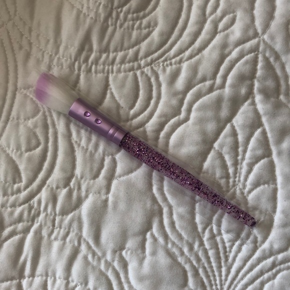 🌼FLASH SALE🌼SLMISSGLAM P30 Angled Blusher Brush in Lilac NWOT - Picture 3 of 5